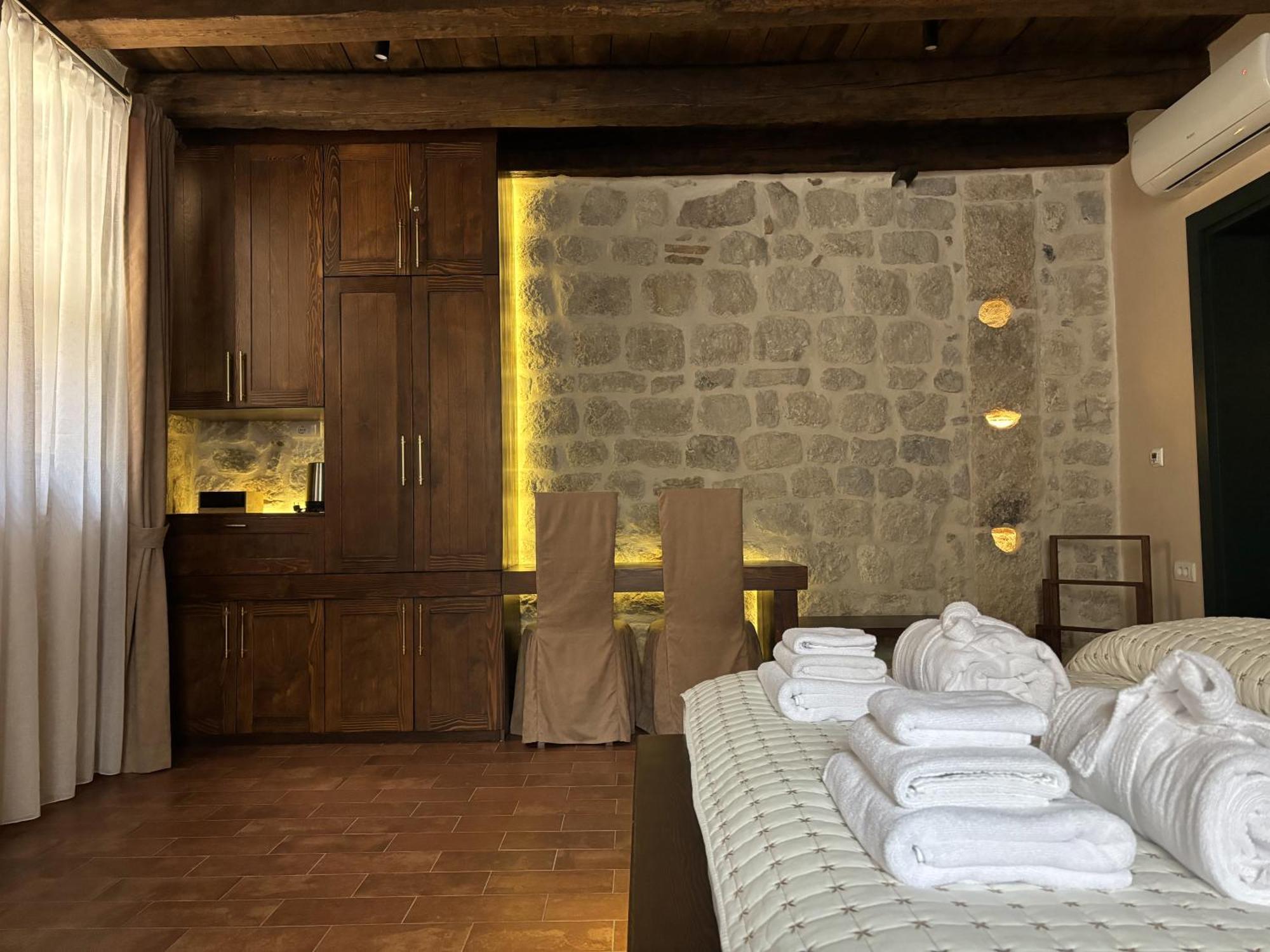 Kazin Supreme Hotel Kotor Eksteriør billede