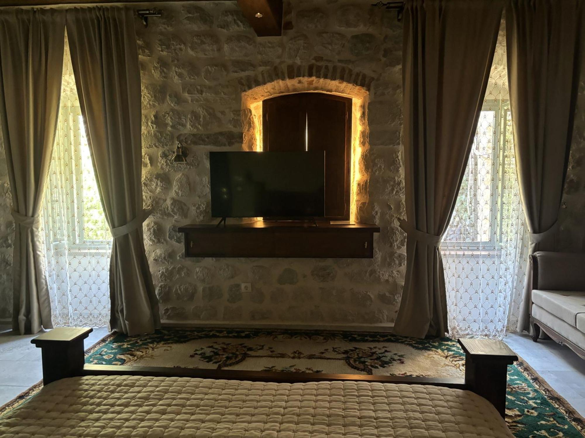 Kazin Supreme Hotel Kotor Eksteriør billede