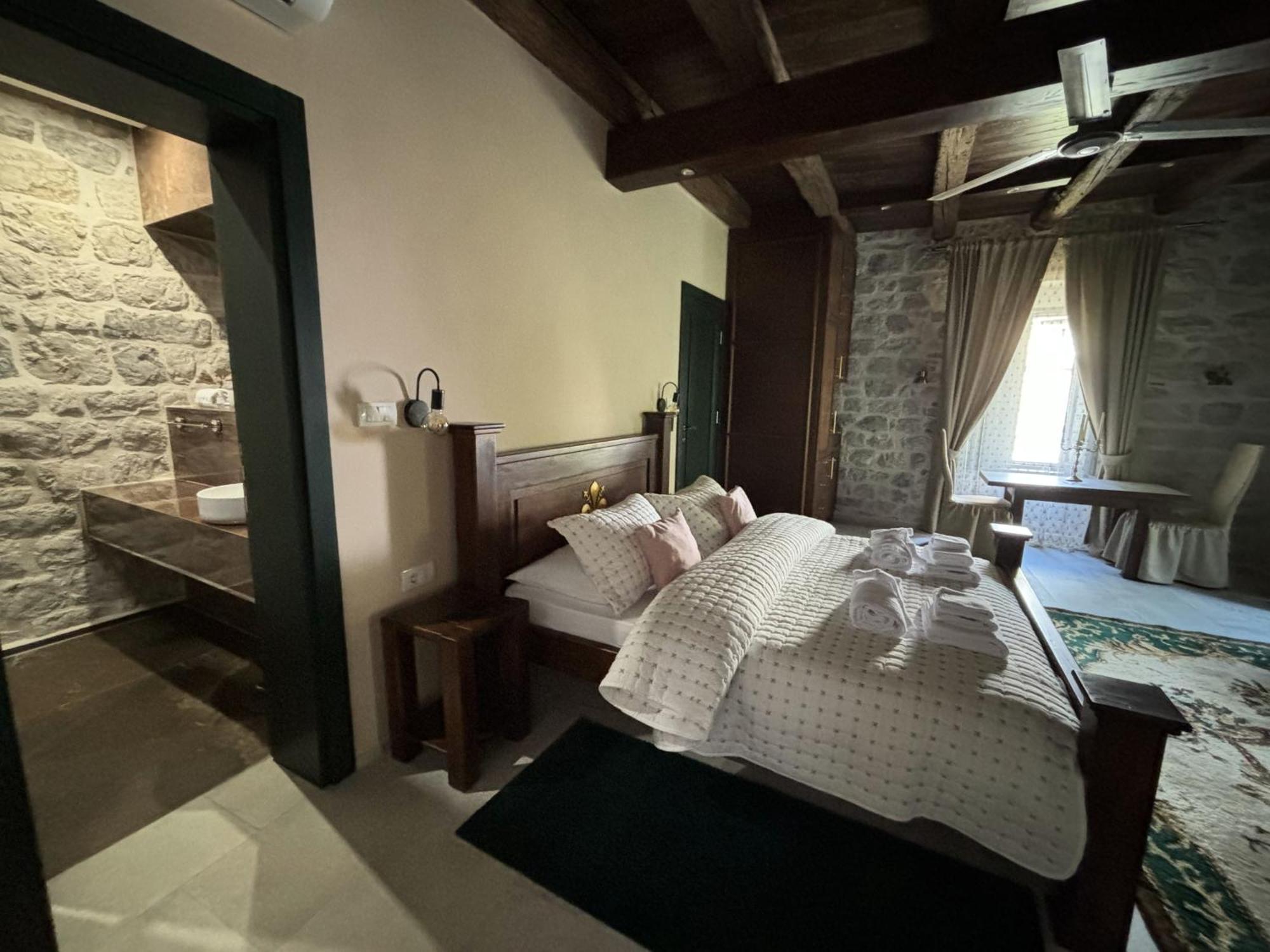 Kazin Supreme Hotel Kotor Eksteriør billede