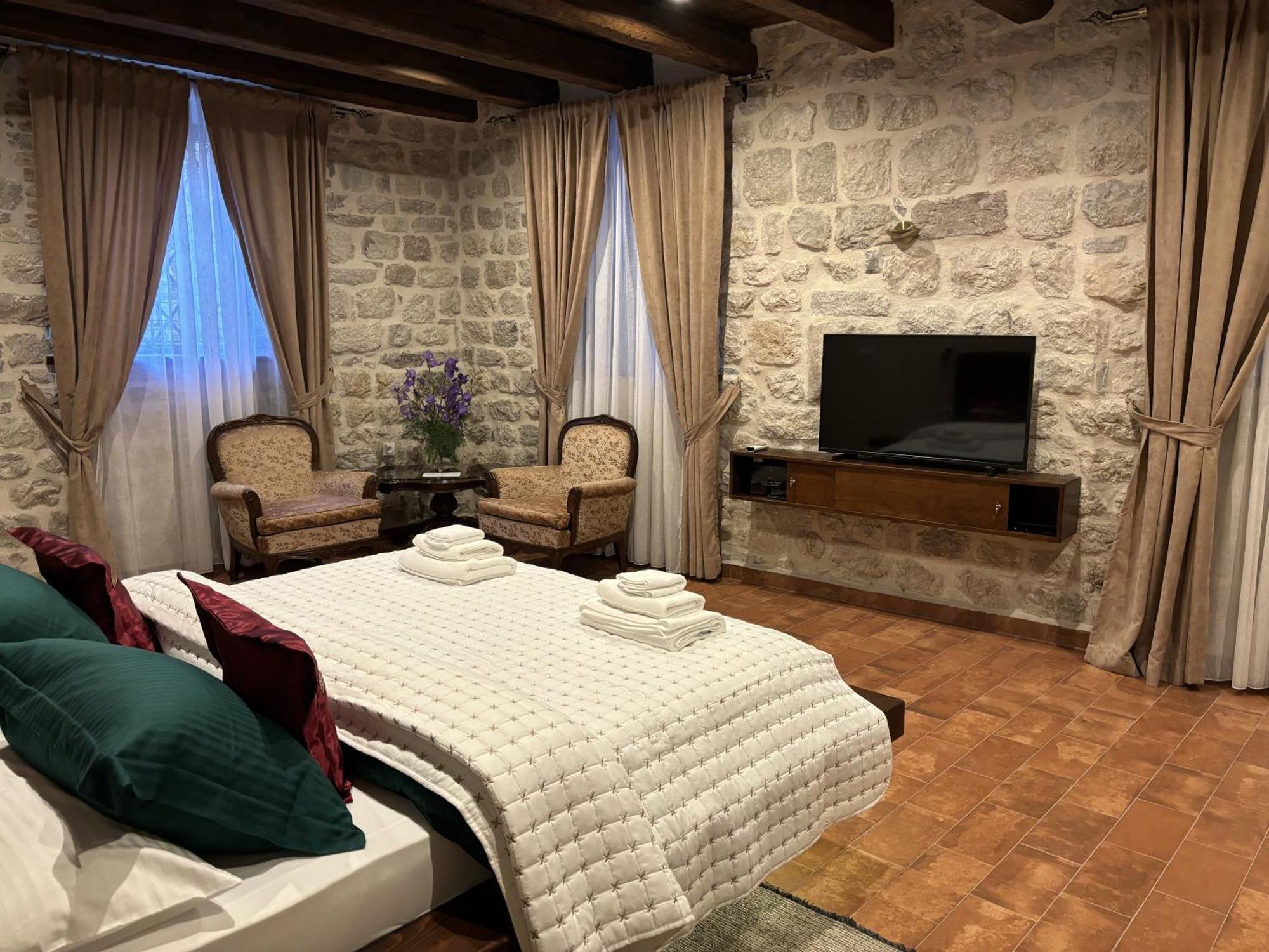 Kazin Supreme Hotel Kotor Eksteriør billede